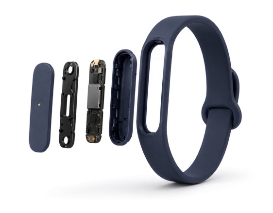 Exploded view of the Larkin wristband and its internal hardware